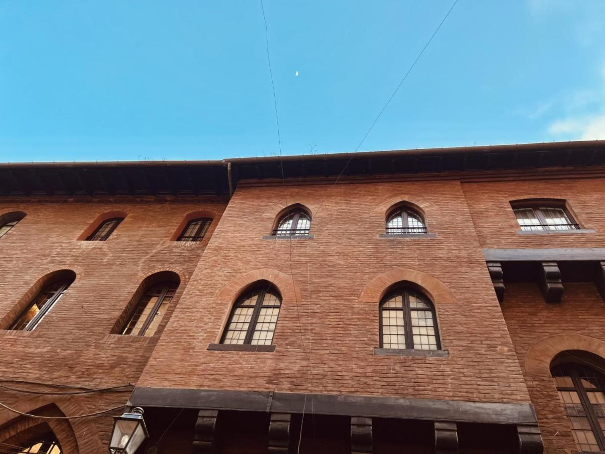 Lovely 2 Bedroom Apartment Nearby Piazza Maggiore Bologna Exterior foto